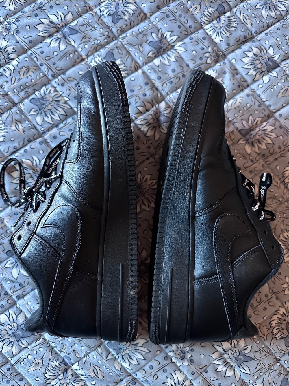 Nike supreme Black Leather Air Force 1s Low-Top Sneakers - Picture 5 of 8